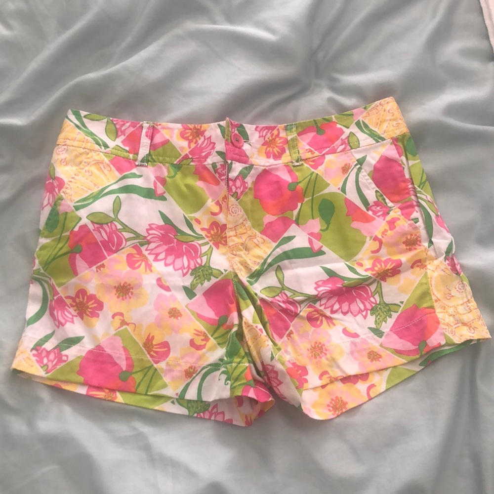 Lilly Pulitzer size 8 shorts